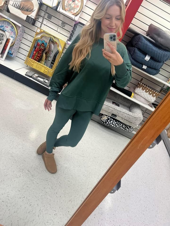Women’s Crewneck Sweatshirt and Tights Set