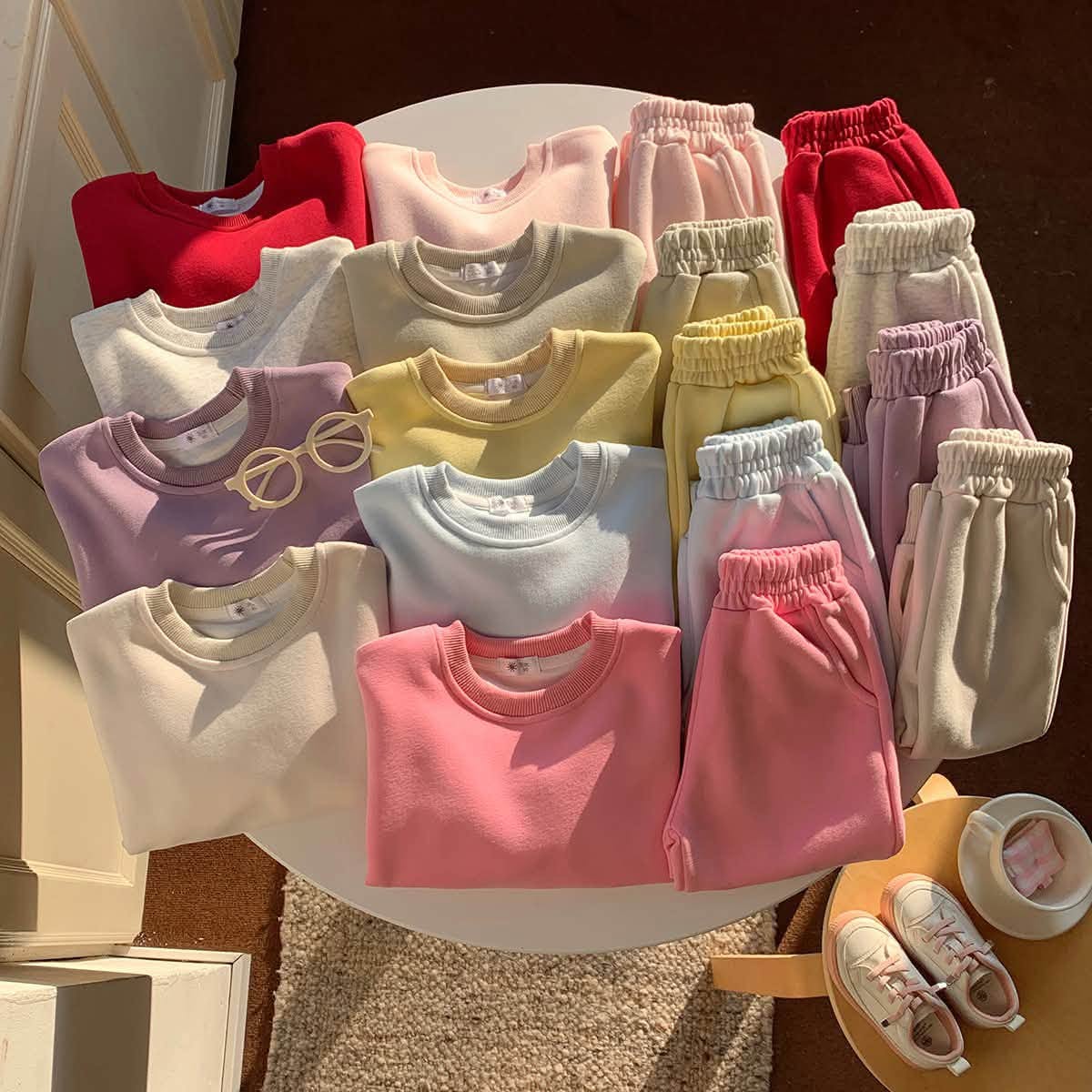 Kid’s Crewneck Sweatshirt & Jogger Set CA2609031