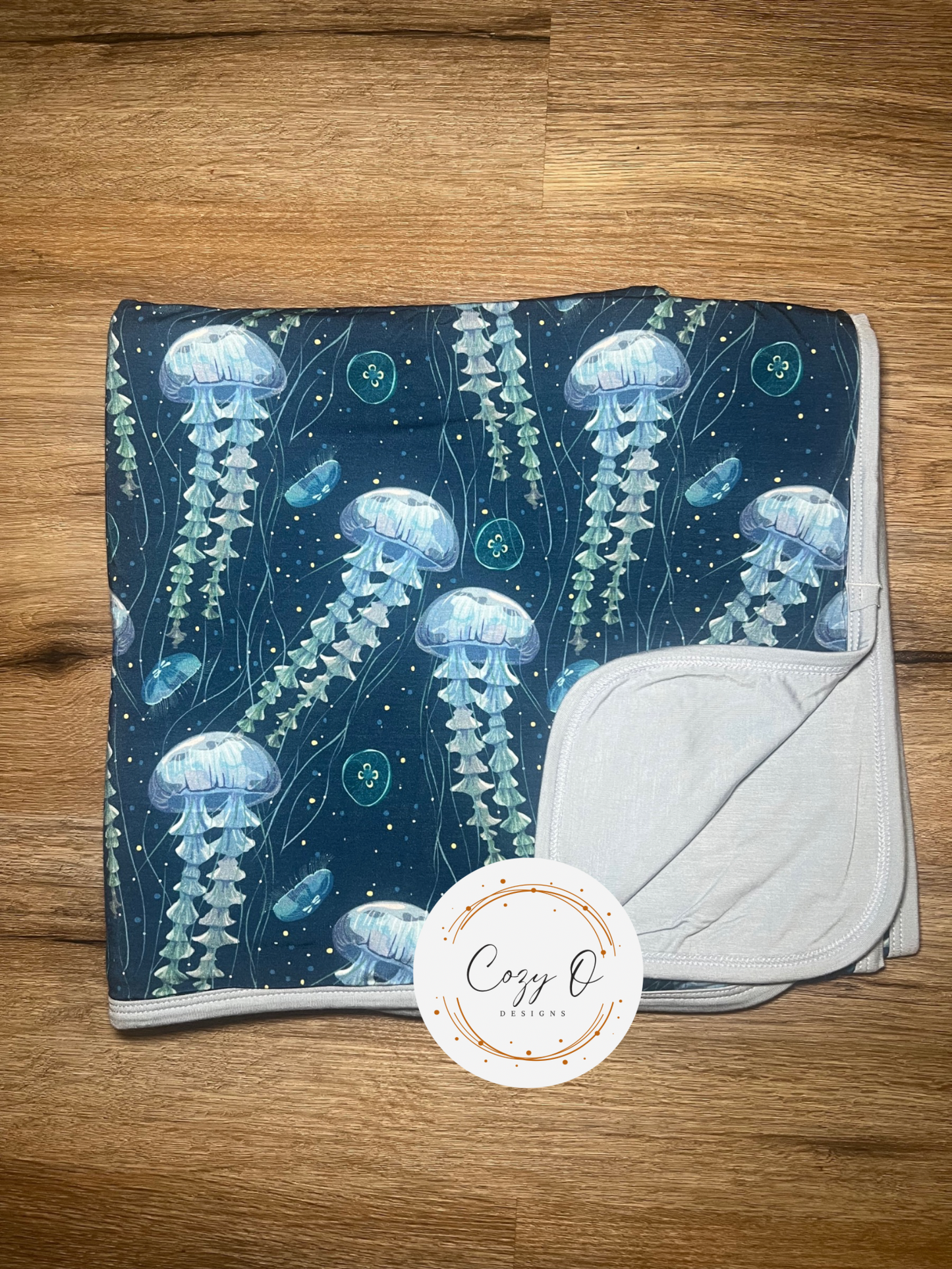 Jelly of the Sea RTS Bamboo Blanket